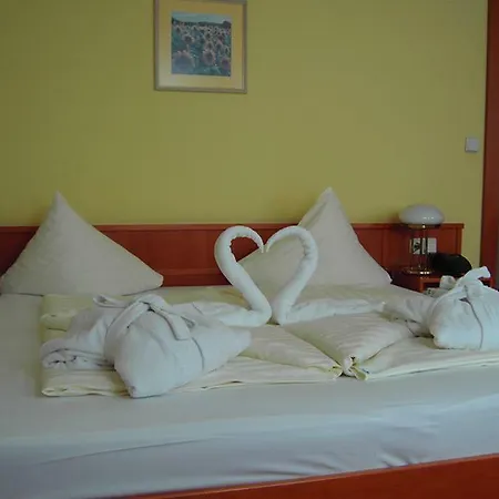 Sanotel Szálloda 3*